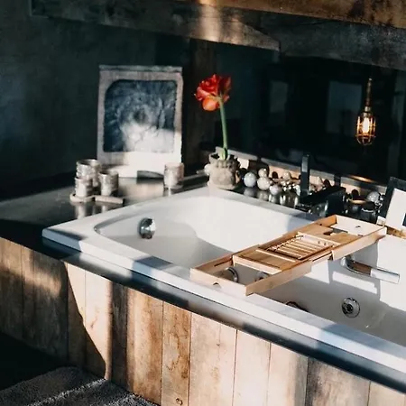 Le Loft L'atelier, Petit Déj&wellness Inclus Bed and breakfast