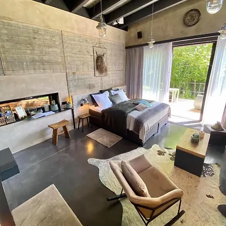 Bed and breakfast Le Loft L'atelier, Petit Déj&wellness Inclus Fauvillers